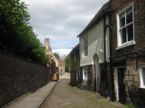 Chapter House Street